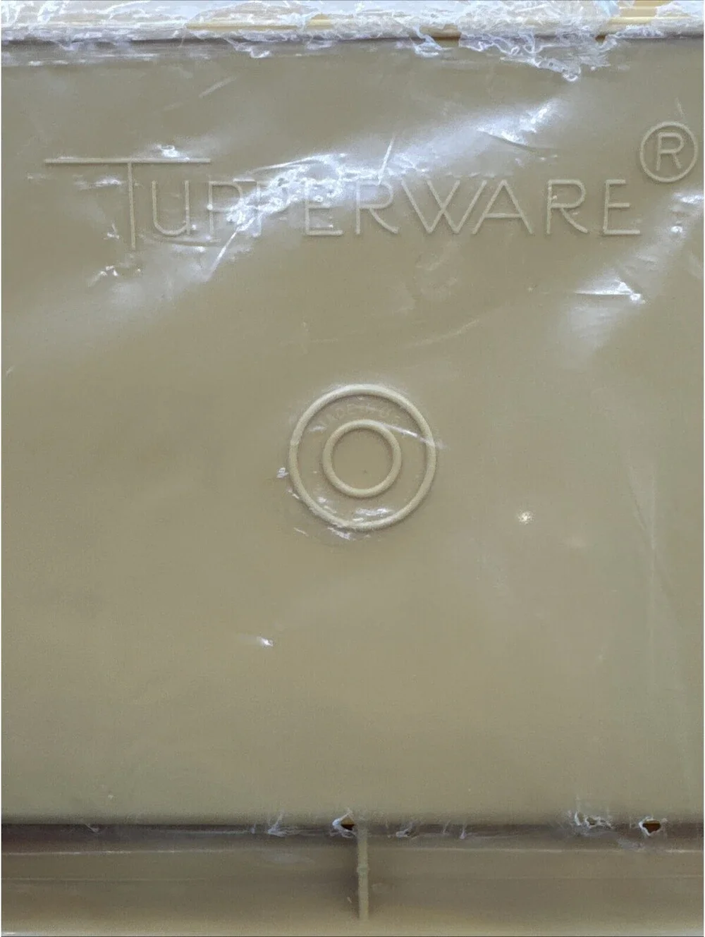Tupperware NEW Deviled Egg Carrier Keeper Yellow Lid Pearl Removable Trays